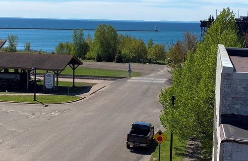 Two Harbors Apartment | Harbor Rail Loft: an upscale retreat, three bedrooms, two baths, sauna, and deck