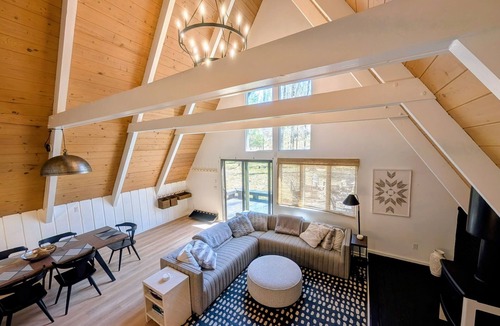 Harbor Springs Ski Chalet | Harbor Springs Escape, renovated chalet that sleeps 6, near Nubs & Boyne.