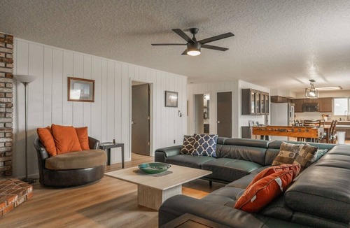 Crescent City Apartment | Harbor View Flat (Apt 3)