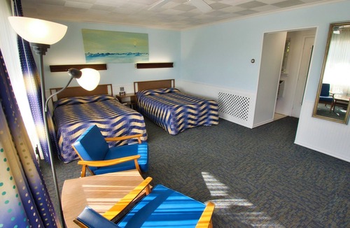 Culloden Shores Hotel | Harborside Motel