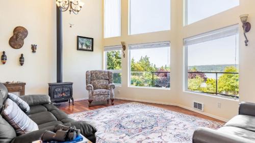 Langley House | Harborview Getaway by AvantStay