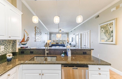 Clearwater Beach Condo | Harborview Grande 802 - Stunning Top Floor