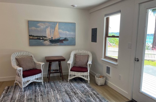 Vashon Island Cottage | Harborview Haven on Vashon Island located in historic Burton neighborhood