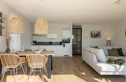 Kortgene Apartment | Harbour apartment with beautiful views