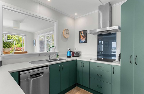 Pahi House | Harbour Escape - Paparoa Holiday Home