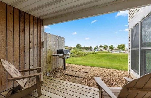 Onamia House | "Harbour Haven" 2BR Townhome at Izatys on Lake Mille Lacs, Sleeps up to 8