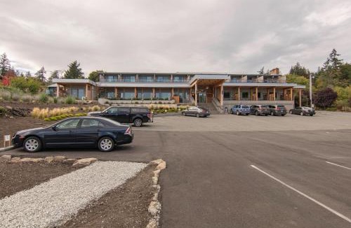 Ganges Hotel | Harbour House Hotel