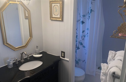Boothbay Harbor Bed & Breakfast | Harbour Towne Inn on the Waterfront