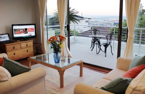 Cape Town City Centre Apartment | Harbour View Guest Suite