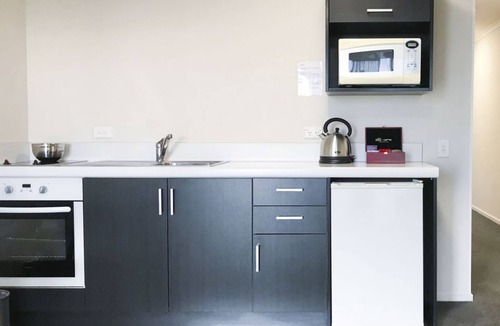 Timaru Hotel | Harbour View Motel