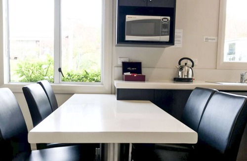 Timaru Hotel | Harbour View Motel