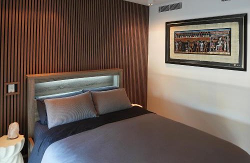 Darwin City Centre Apartment | Harbour-view Waterfront Apartment