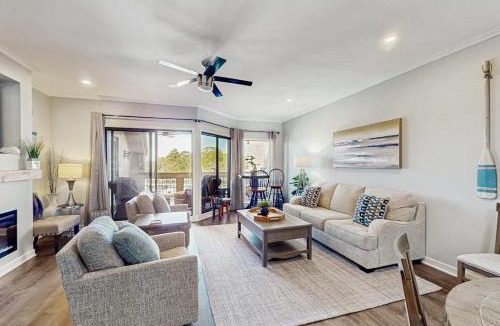 Shelter Cove Villa | Harbourside 7127