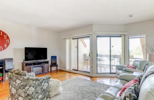Shelter Cove House | Harbourside Penthouse