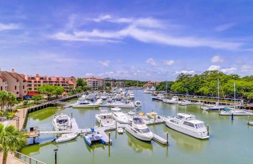 Shelter Cove House | Harbourside Penthouse