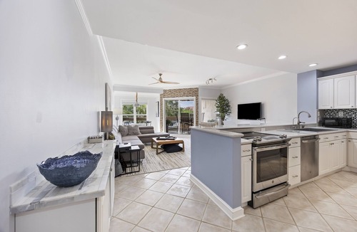 Shelter Cove Condo | Harbourside Haven – Waterfront Luxury Villa in Shelter Cove, Hilton Head Island