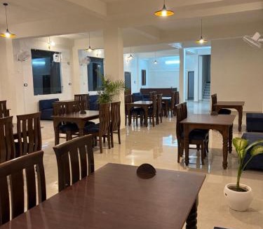 Chachian Hotel | Hardev Residency