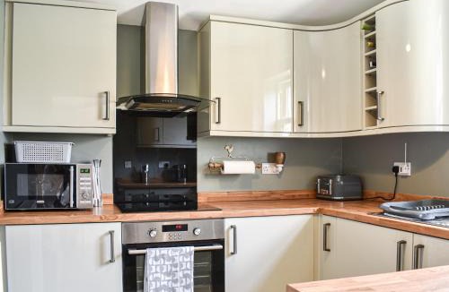 Eastgate House | Hare Cottage