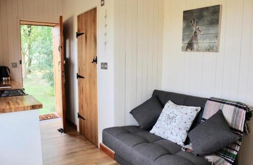 Truro House | Hare's Hut