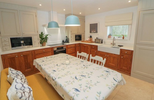 Beeley Cottage | Harebell Cottage