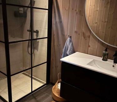 Hornindal House | Harevadet 217
