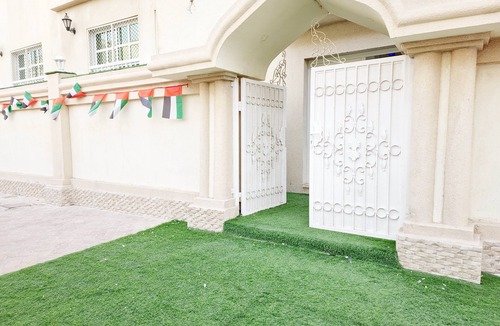 Abu Dhabi Apartment | HARF22-G02-01 Chic 1-bedroom apartment with WiFi, AC in fabulous Abu Dhabi