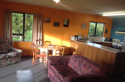 Hari Hari House | Hari Hari Farm Cottage