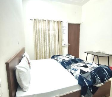 Aligarh Hotel | Harigarh Inn