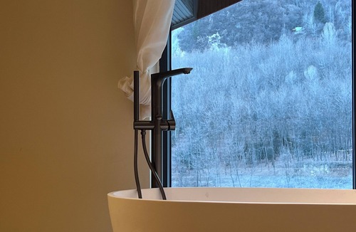 Jiuzhaigou Hotel | Harmony Zen Retreat in Jiuzhai Valley