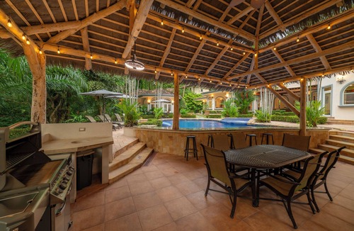 Jaco House | Harmon House