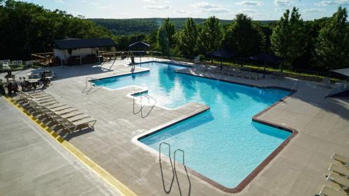 Bushkill House | Harmony Hill Stylish 4bd Mountain Retreat, Hot Tub, Games