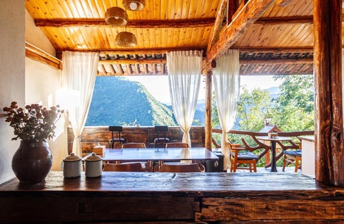 Yunlong County House | Harmony Inn