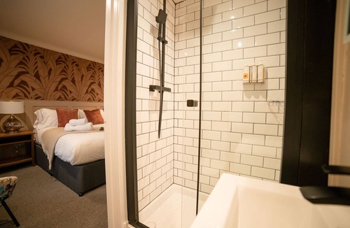 Lower Swanwick Hotel | Harper's Steakhouse with Rooms, Southampton Swanwick Marina