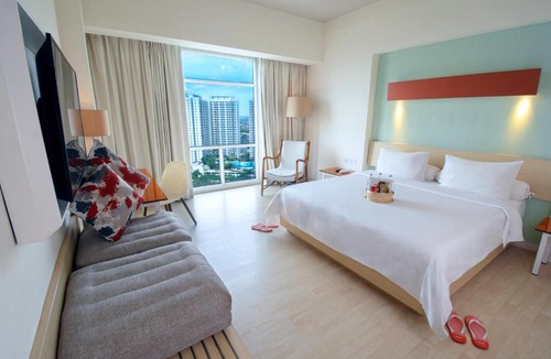 Bekasi Hotel | HARRIS Hotel & Conventions Bekasi