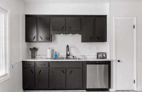 Harrison House | Harrison Twp 3BR | Sleeps 9 & Ample Boat Parking