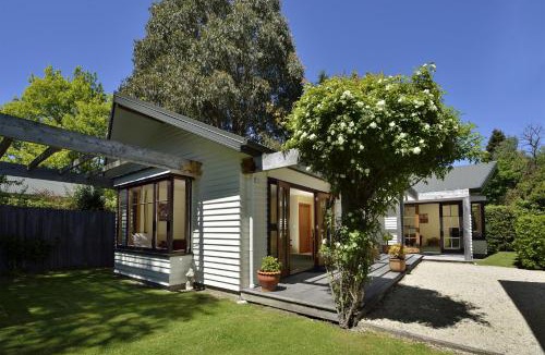 Hanmer Springs Hotel | Harrogate Gardens Motel