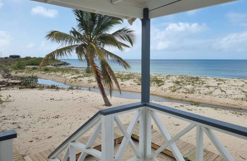 Codrington Cottage | Harrys Cottages Cottage 5 Right on the Pink Sand