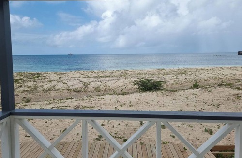 Codrington Cottage | Harrys Cottages Cottage 5 Right on the Pink Sand