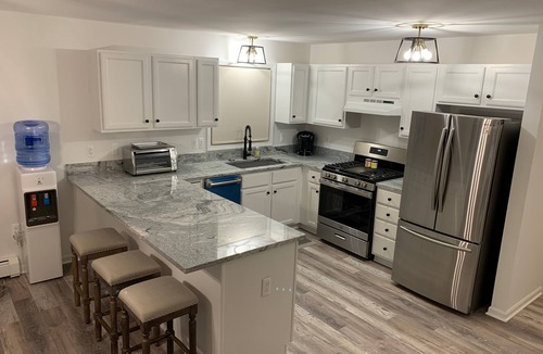 Harsens Island House | Harsens Island Waterfront - Fully Updated & Clean - St. Clair River Boat Fish