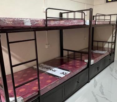 Mulki Hostel | Harsha's River View 8-Bed Mixed Dormitory Room
