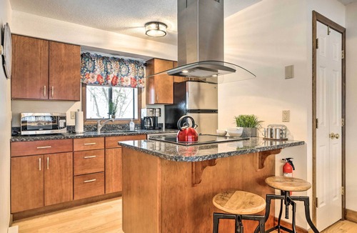 West Hartford Apartment | Hartford Escape w/Fire Pit ~ 3 Mi to Ski & Golf!