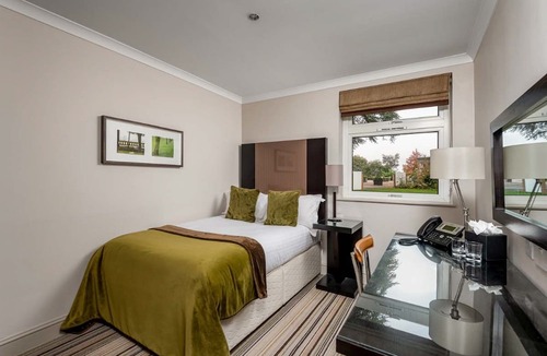 Betchworth Hotel | Hartsfield Manor