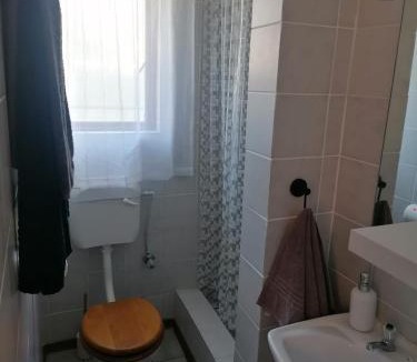 Kleinmond Apartment | HARTSRUS