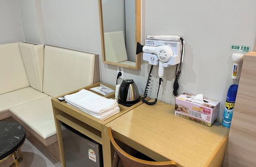 Jinhae Hotel | HARU HOTEL