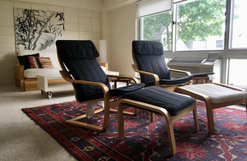 Mid-Cambridge Apartment | Harvard Square Home in Heart of Cambridge