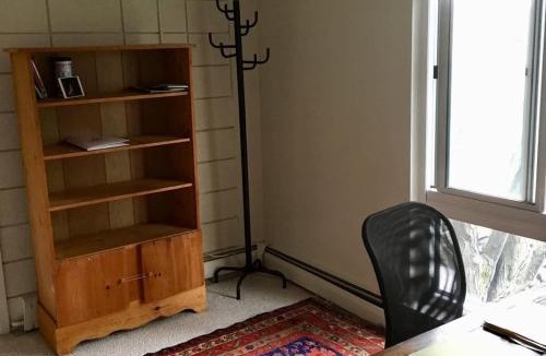 Mid-Cambridge Apartment | Harvard Square Home in Heart of Cambridge