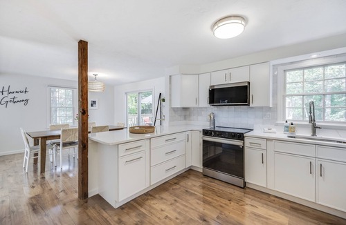 Northwest Harwich House | Harwich Getaway, Harwich Getaway with Hot Tub