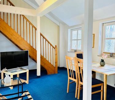 Stadtmitte Apartment | Haselnuss Apartment- 5 Personen- Parkplatz- Waschmaschine
