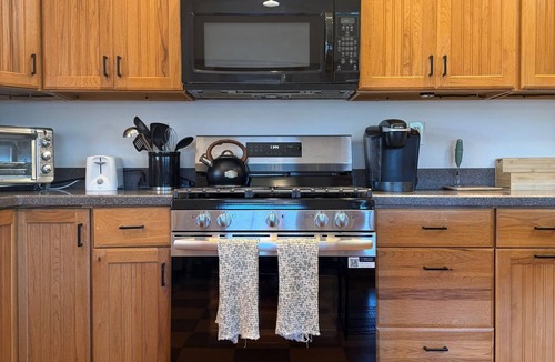 Cooperstown House | Hatch's Lodge - 5 bdrms, 5.5 baths, amazing lake views and waterfront