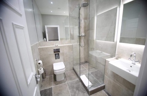 Gloucester Hotel | Hatton Court